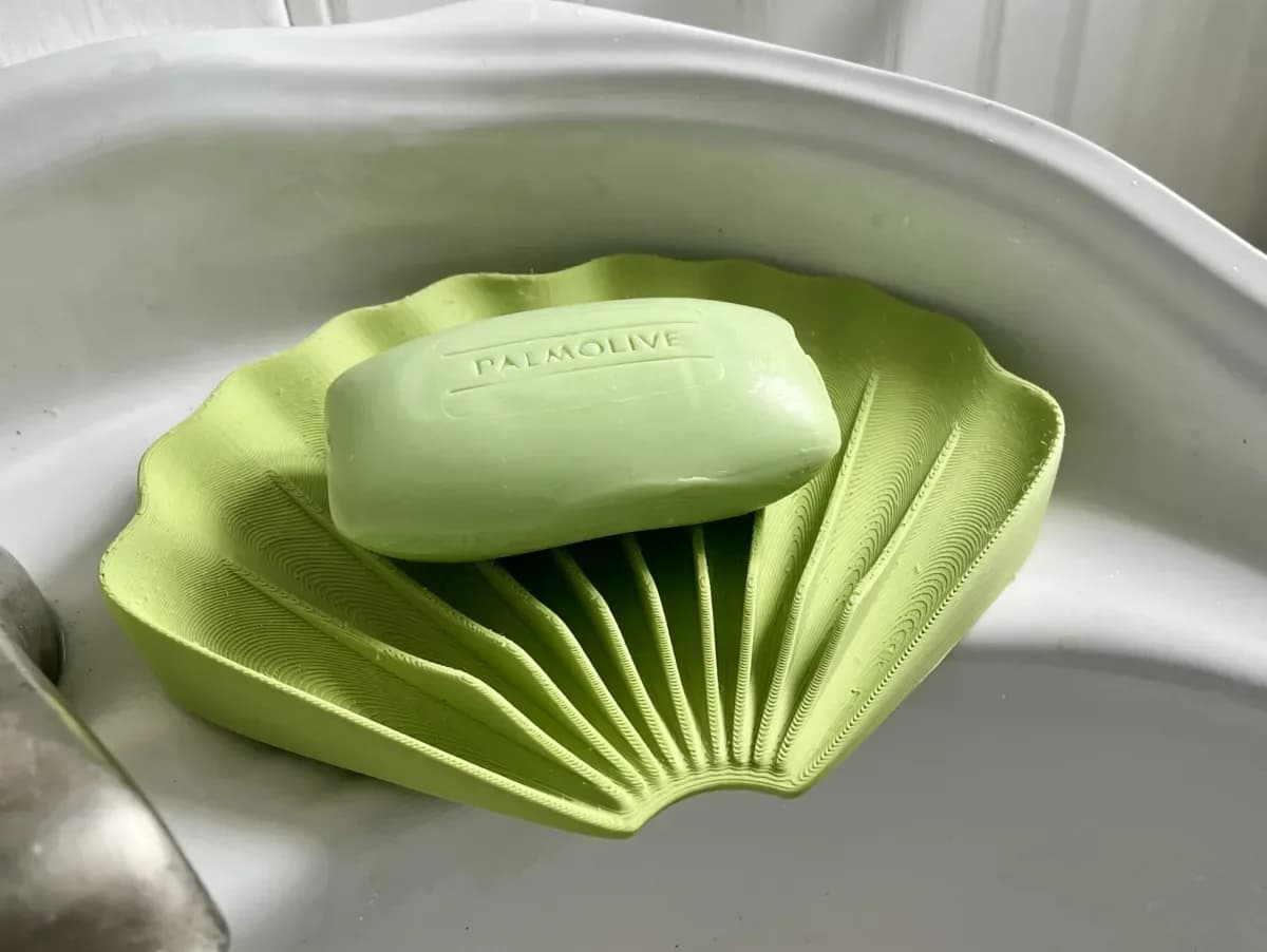 Shell-Style Draining Soap Dish